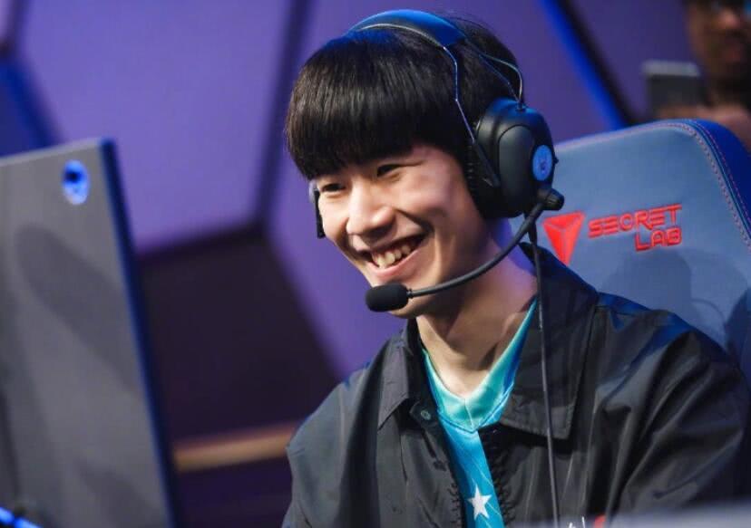 二垒滑垒避 二垒滑垒避